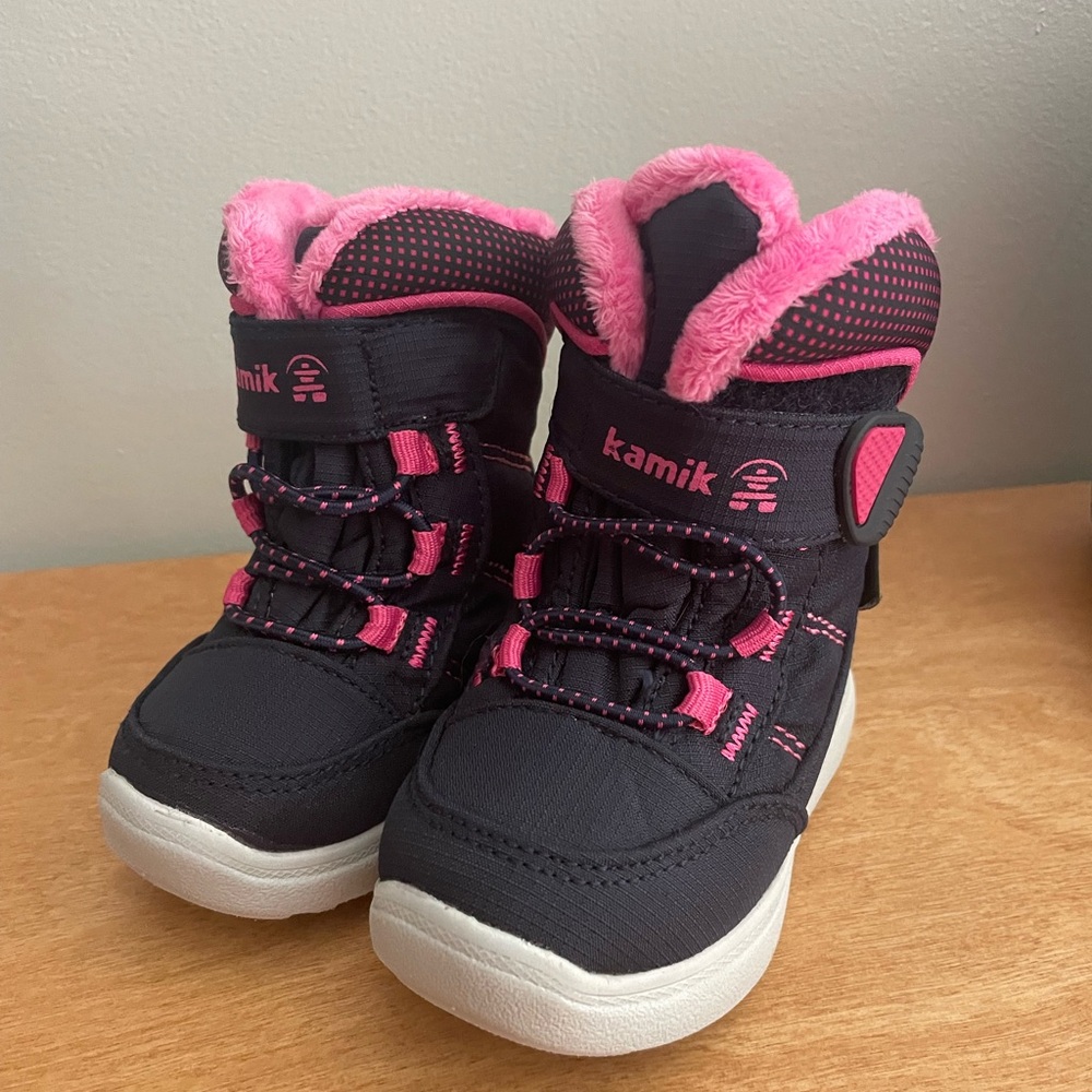Kamik Kids' Black and Pink Cozy Boots